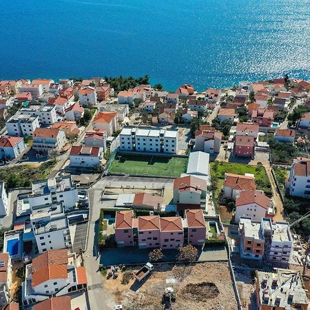 Luxury Apartment Pia With Swimming Pool And Grill Trogir Exterior foto