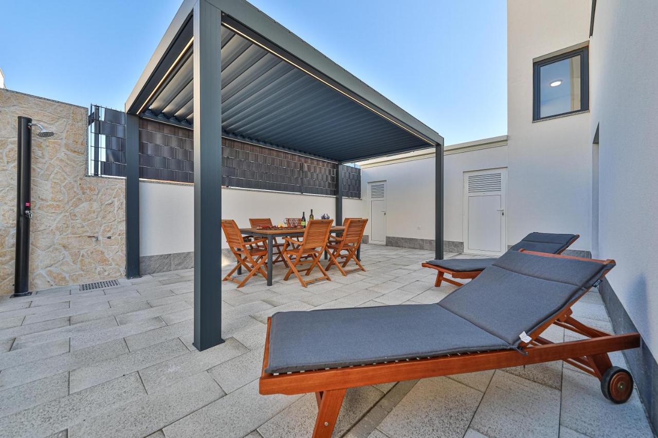 Luxury Apartment Pia With Swimming Pool And Grill Trogir Exterior foto