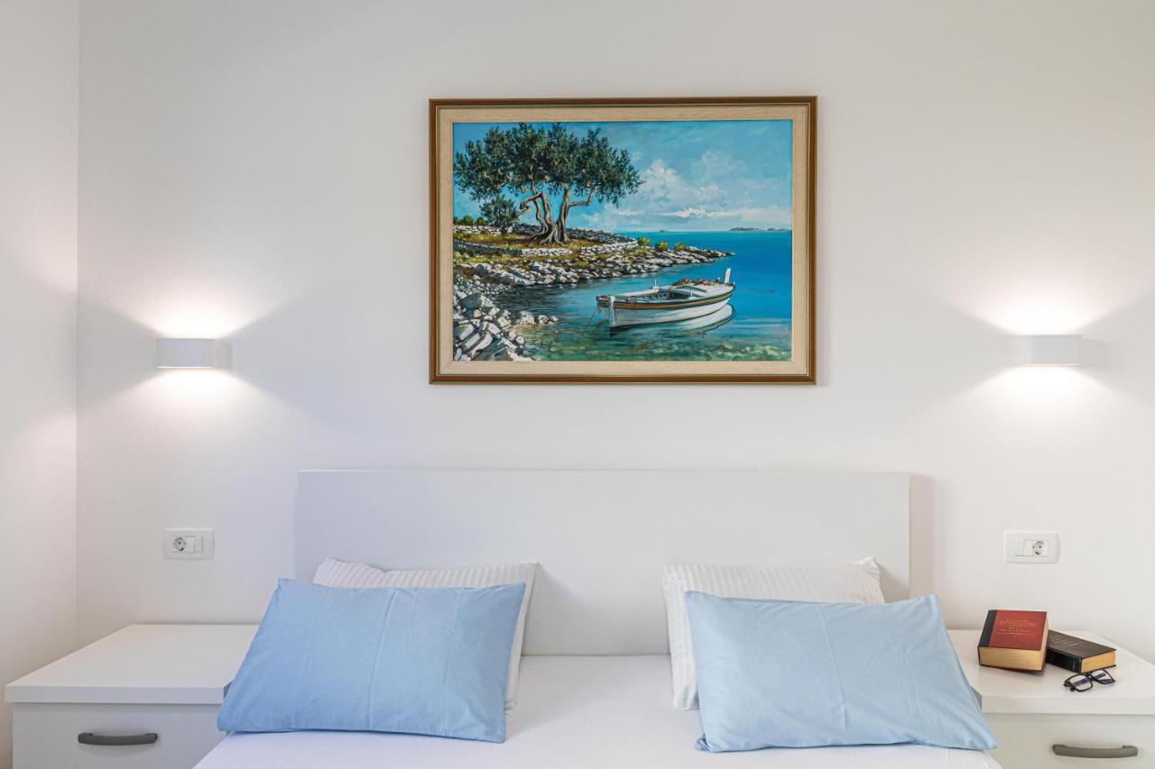 Luxury Apartment Pia With Swimming Pool And Grill Trogir Exterior foto